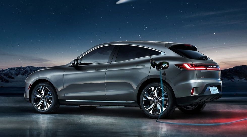 fde8c8bb b703 4457 ad0d fe5540b0e2da