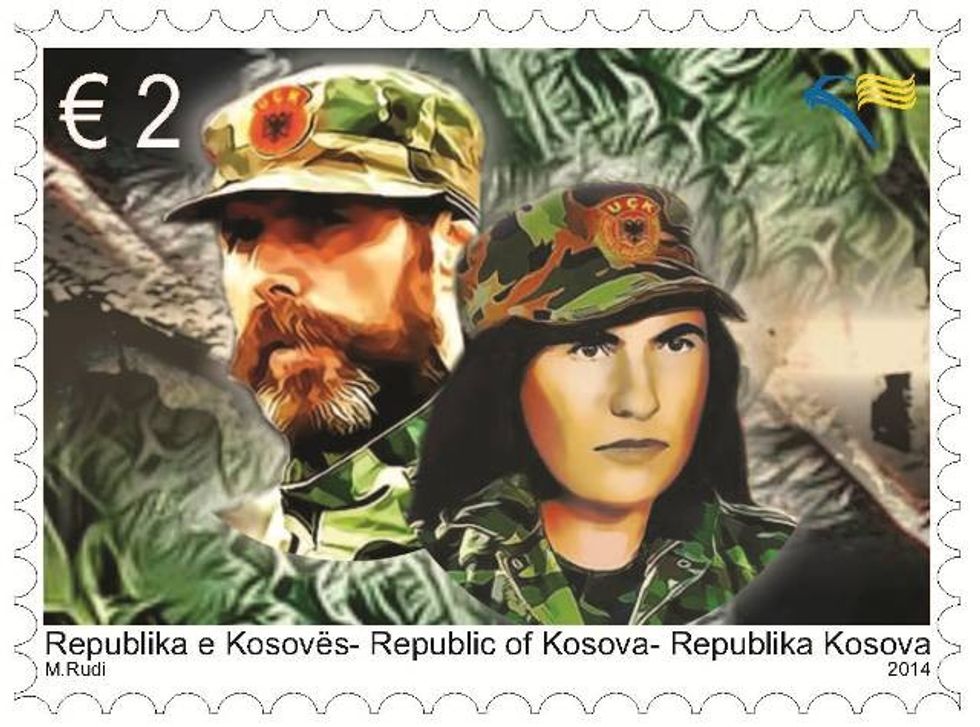 Fehmi dhe Xhevë Lladrovci_pulla postare