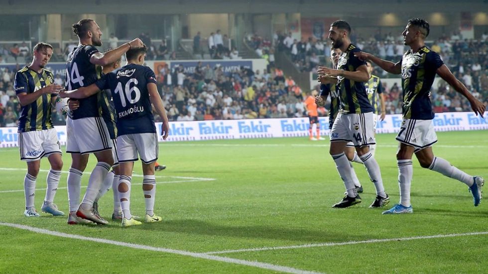 fenerbahce basaksehir fenerbahce sevinc 08242019 octq1l4p66zh19v5uzz3dezc8
