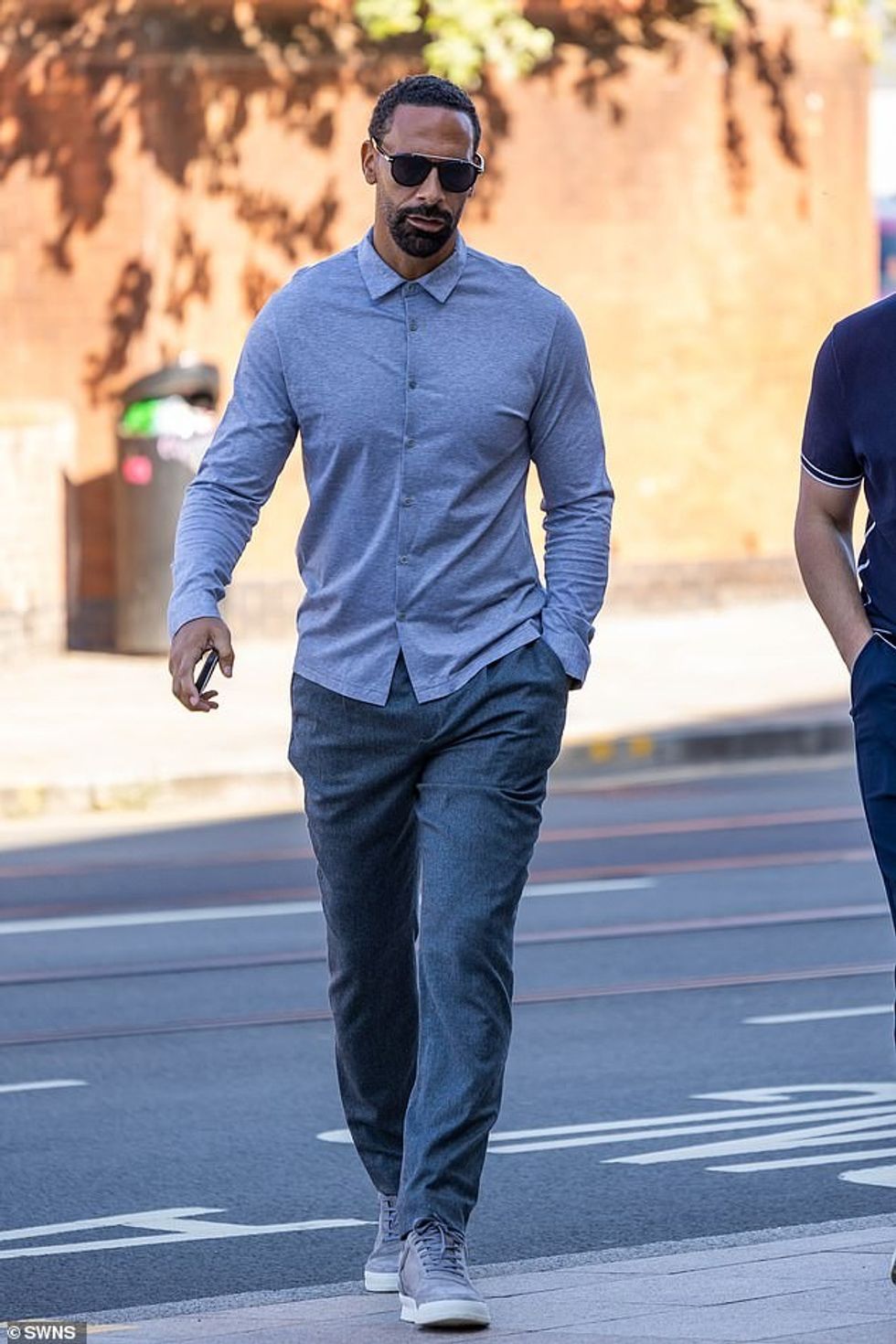 Ferdinand, i cili dukej i zgjuar me rroba dhe trajnerë të stilistëve, do të japë dëshmi në gjyq