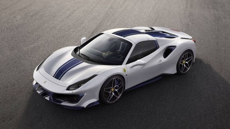 Ferrari 488 Pista Spider 8