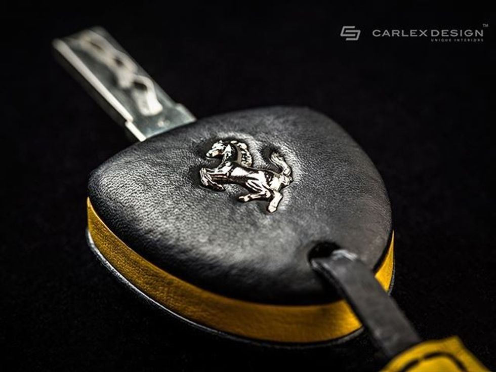 Ferrari F12 Berlinetta me enterier të mahnitshëm foto 10