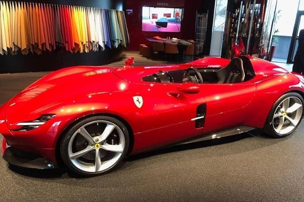 Ferrari foto 3