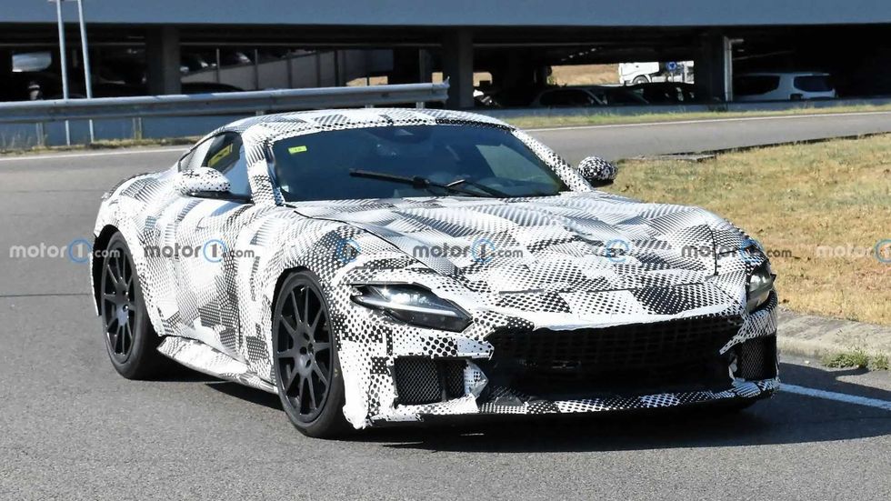 ferrari front engine v12 spy photos