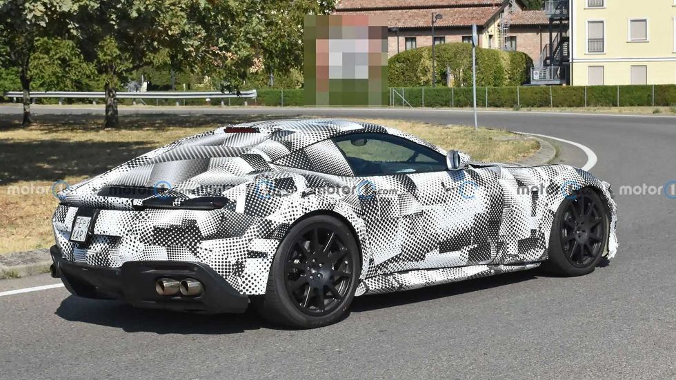 ferrari front engine v12 spy photos