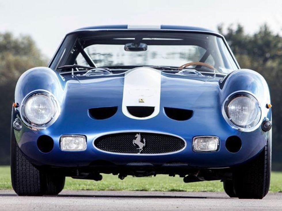 ferrari-i-prodhuar-me-1962-pritet-te-shitet-ne-ankand-per-56-milione-dollare-foto-2