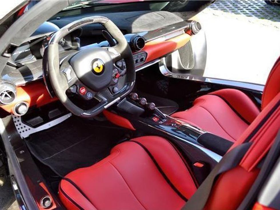 Ferrari LaFerrari shitet për dhjetë milionë euro tjetri per nje euro me pak foto 9