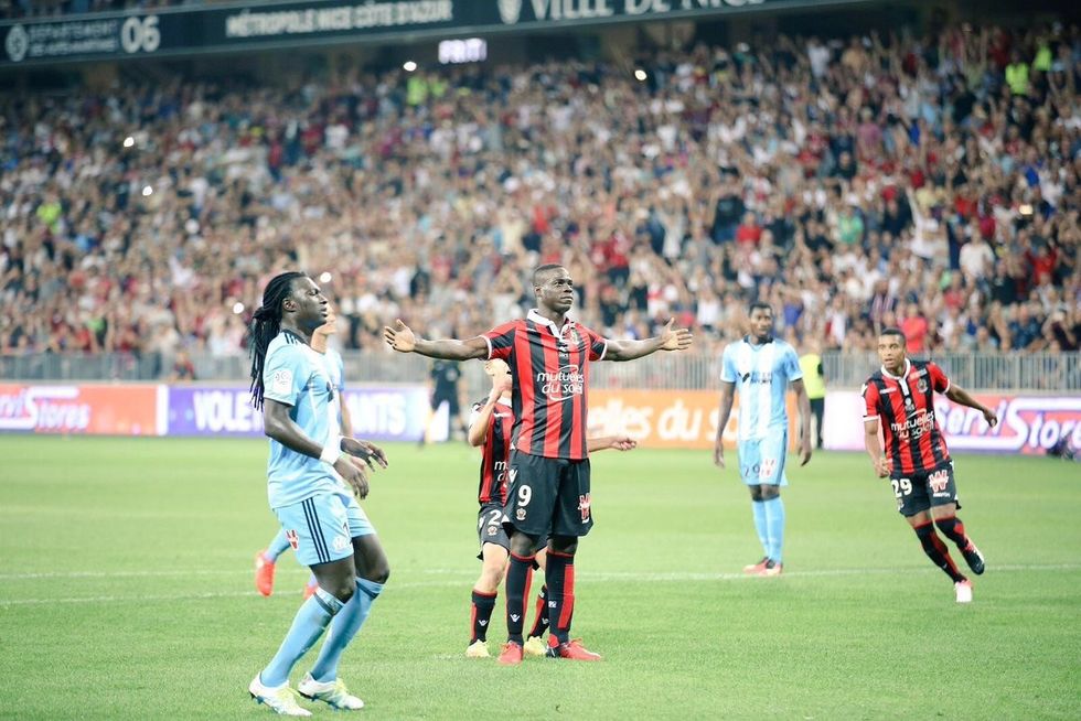 Festa ne Super Marios te goli i parë.