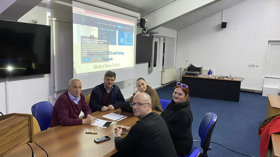 FFoto Komitetet 6 LB