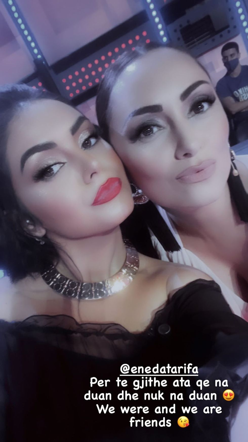 fifi.official.fr 120043231 4022957031052491 5551059148827818735 n