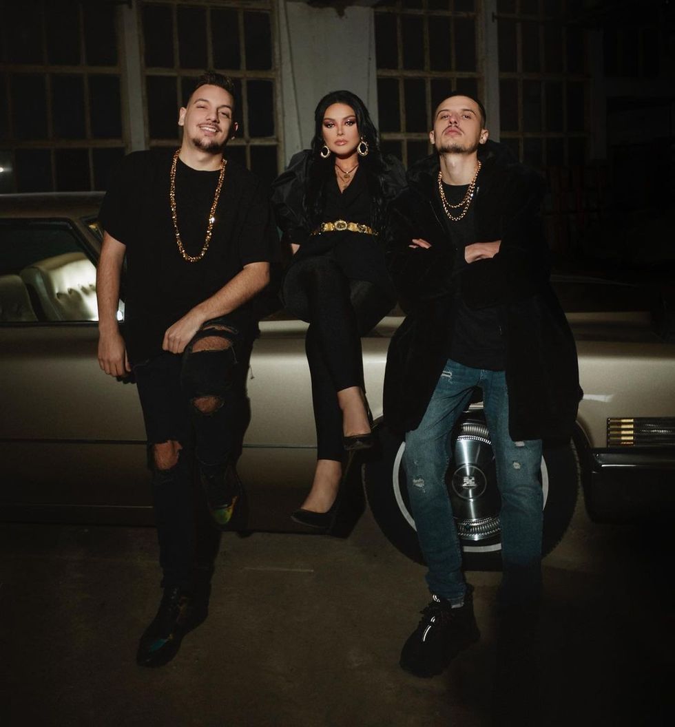 fifi.official.fr 130784611 213825577038975 242175275279224538 n