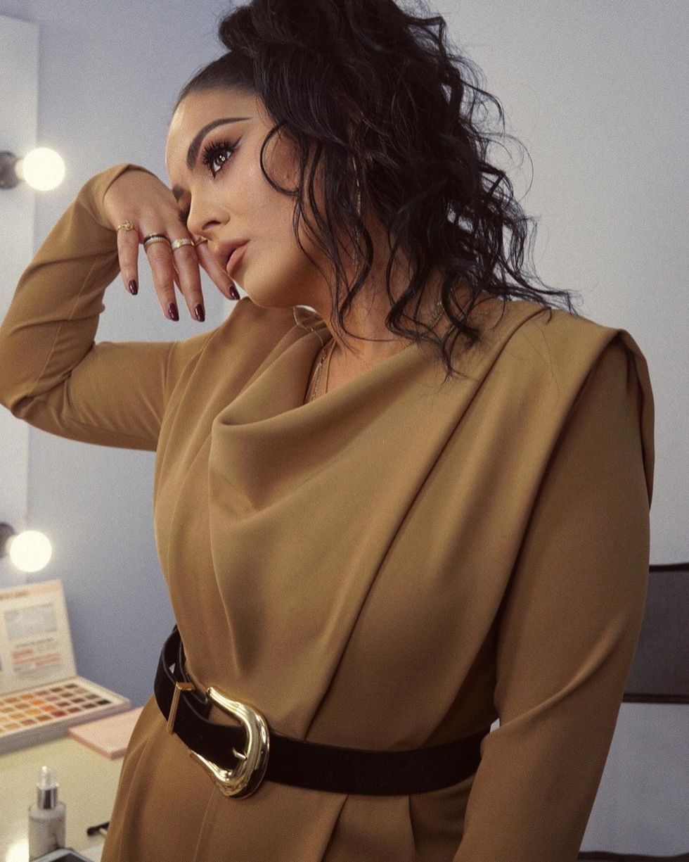 fifi.official.fr 2606173572039745619058927643654130592364095n