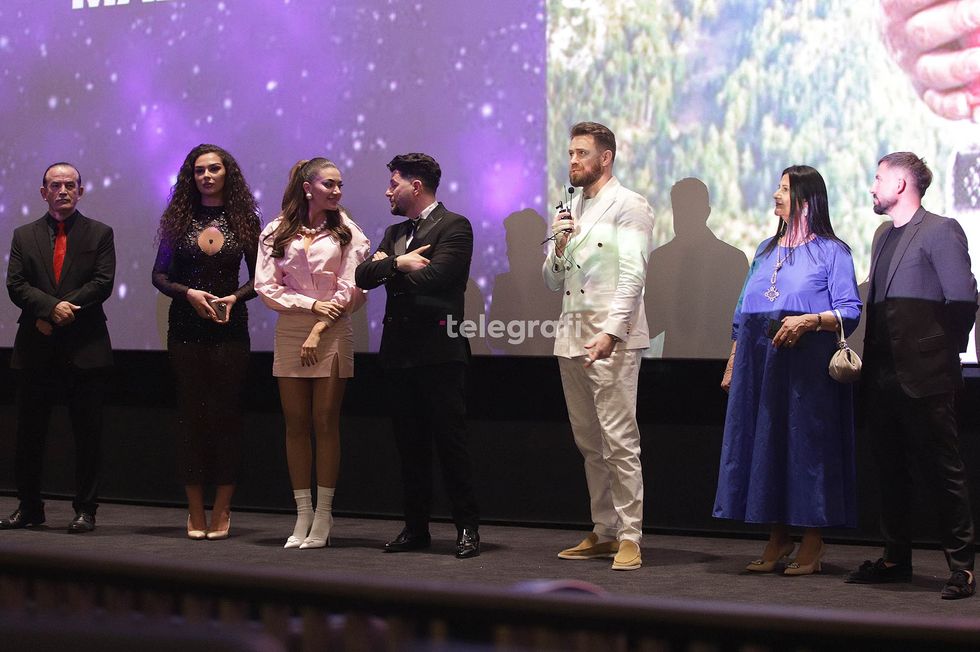 filmi Dy Gisht Mjalte foto Ridvan Slivova 31