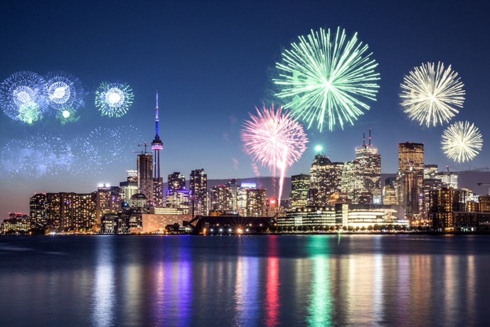 fireworks toronto skyline