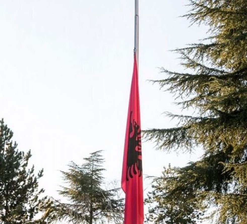 Flamuri e1544004434402