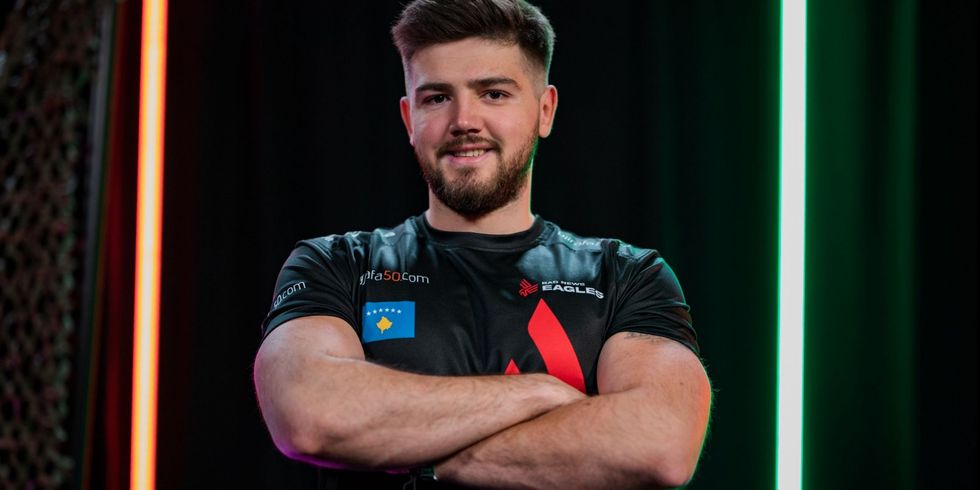 Flatron juanflatroo Halimi scaled