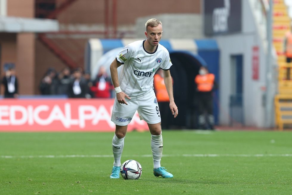 Florent Hadergjonaj 1