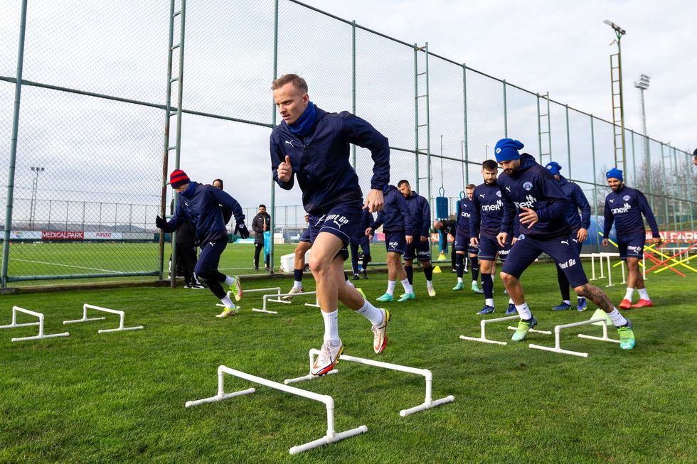 Florent Hadergjonaj 15