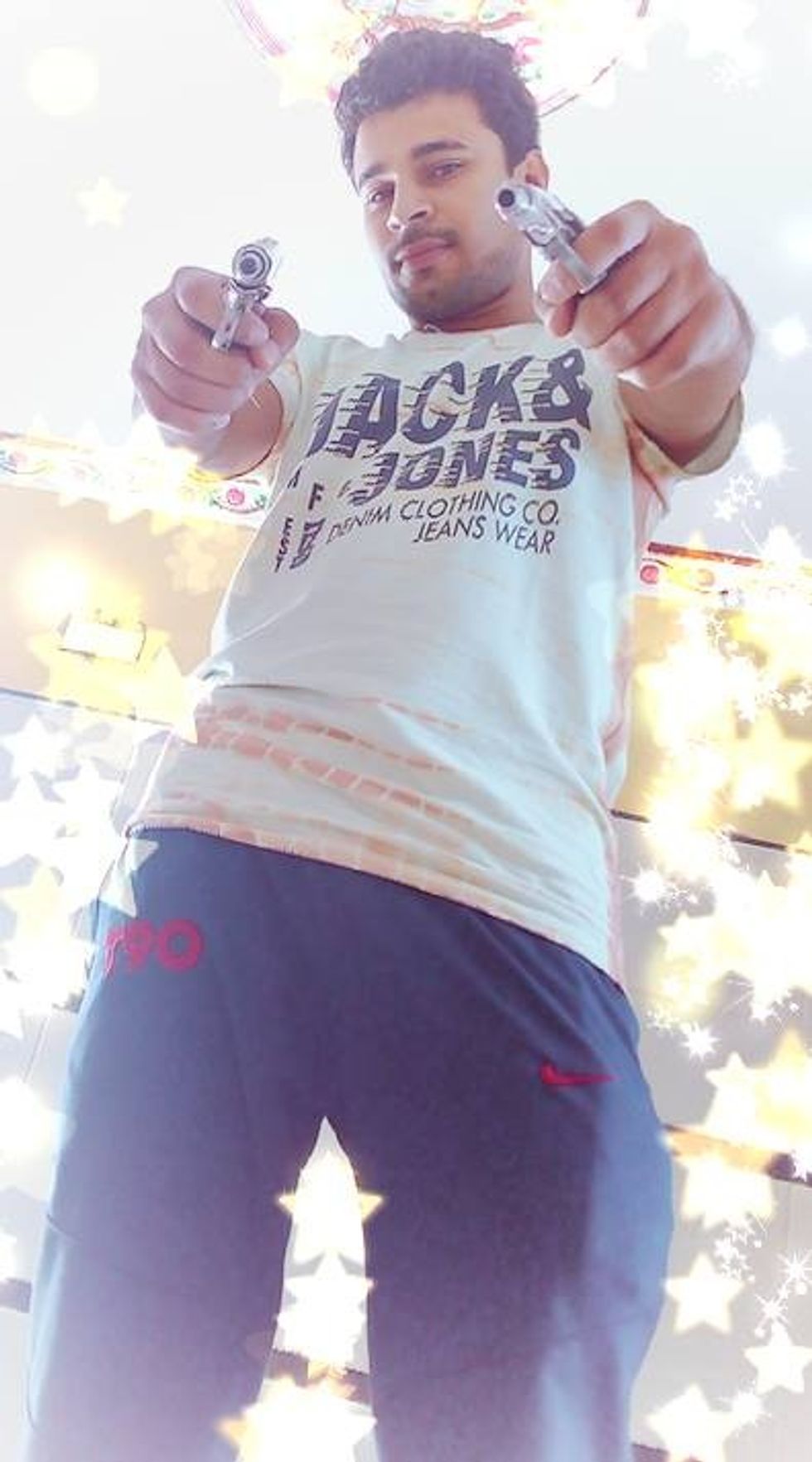 Forcat e rendit provokohen përmes rrjetit social nga i arratisuri qe dyshohet per vrasje foto 4