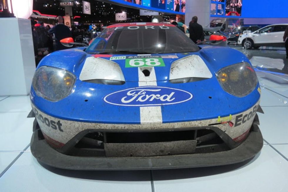 Ford foto 3 4