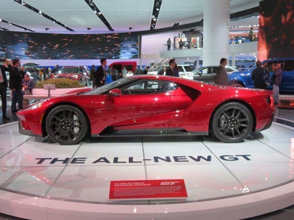 Ford GT që arrin 350 kilometra në orë mposhte modelet nga McLaren dhe Ferrari foto 3