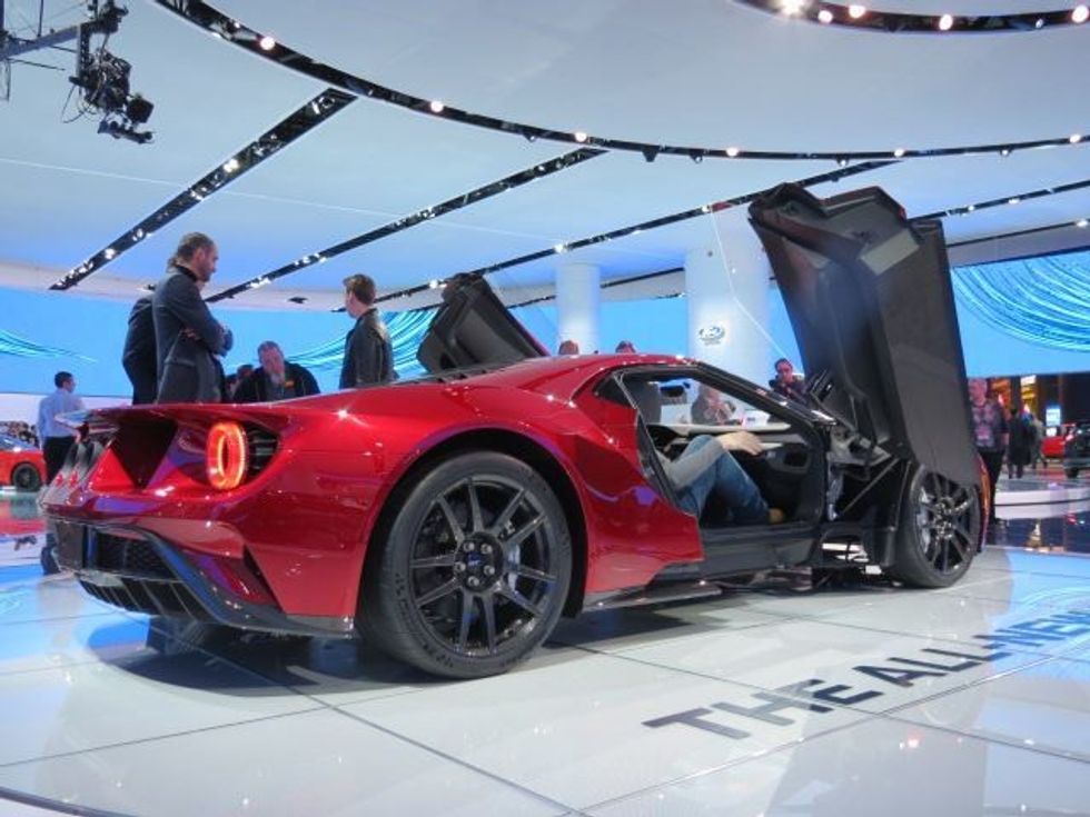 Ford GT që arrin 350 kilometra në orë mposhte modelet nga McLaren dhe Ferrari foto 4