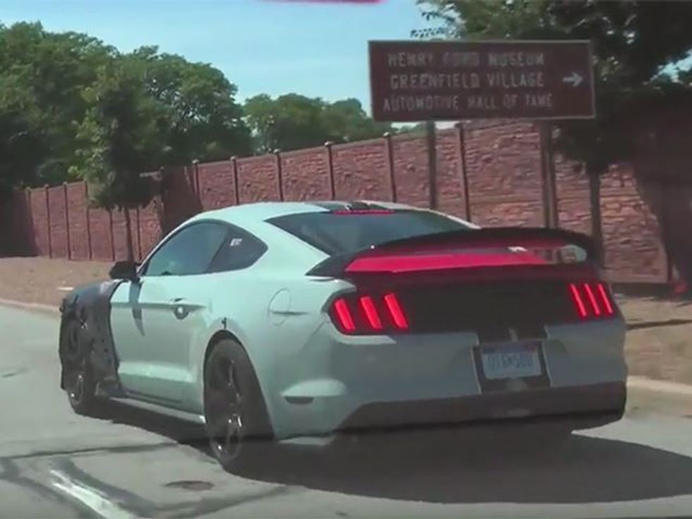 Ford Mustang i ri që mund të lansohet vitin që vjen do ti kete 662 kuajfuqi foto 2