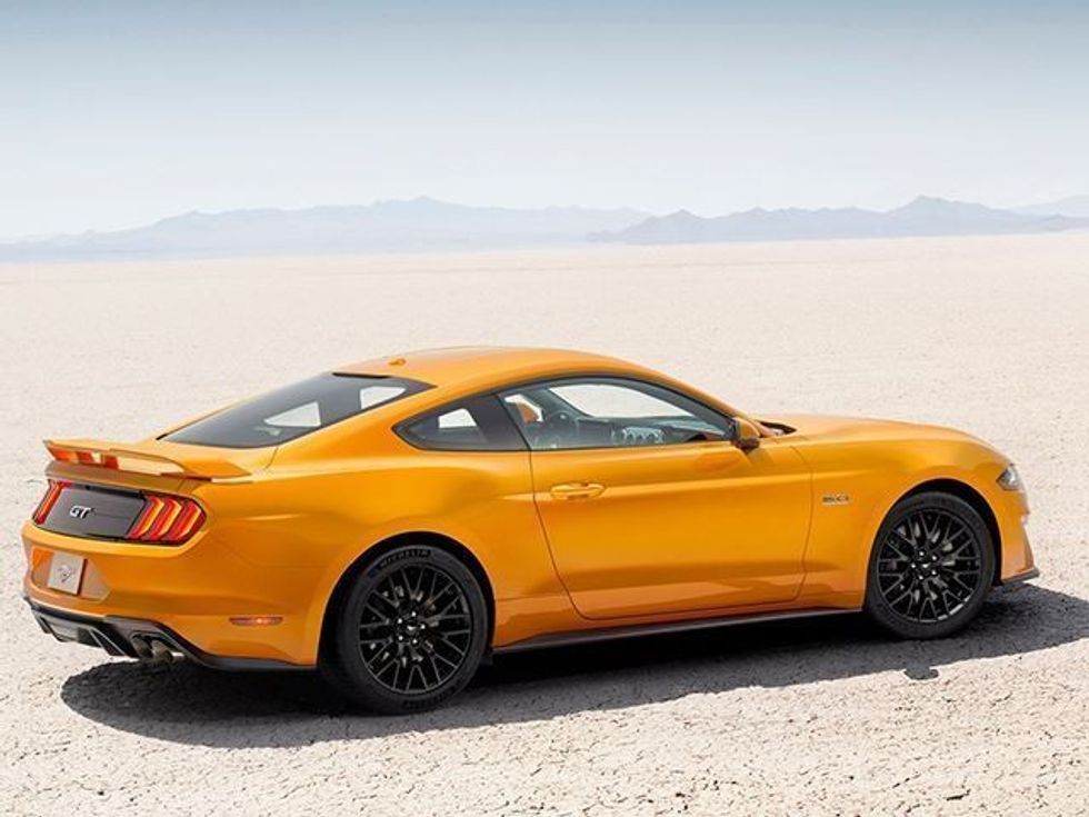 Ford Mustang që lansohet vitin që vjen do te kete çmim fillestar prej 22 mije eurove foto 2