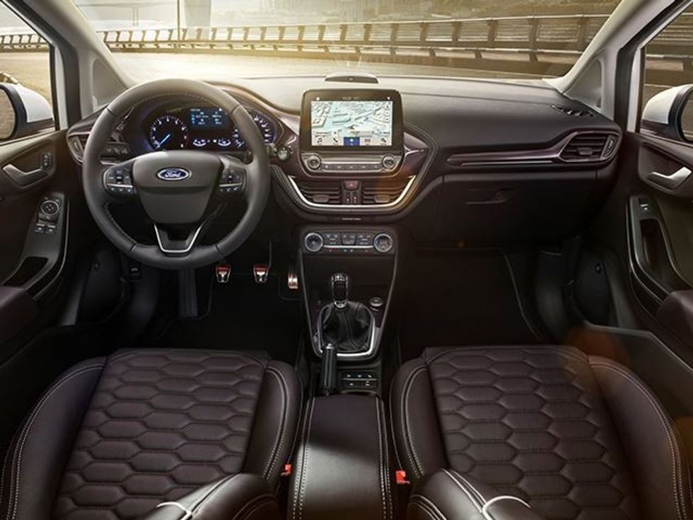 ford-vendose-ne-modelin-fiesta-teknologjine-e-s-class-foto-2