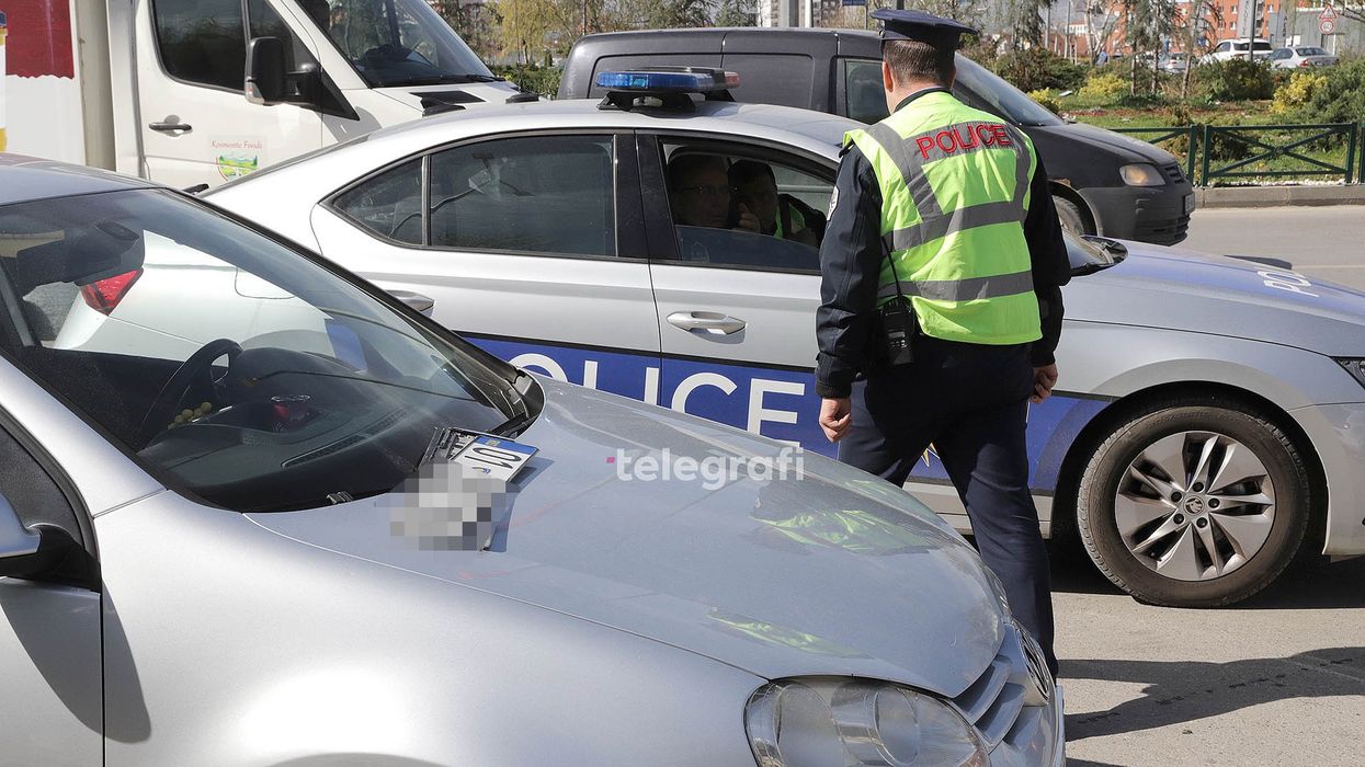 Shkaktoi aksident me lëndime dhe u largua nga vendi i ngjarjes, Policia merr masa ndaj shoferit në Prishtinë Shkaktoi aksident me lëndime dhe u largua nga vendi i ngjarjes, Policia merr masa ndaj shoferit në Prishtinë