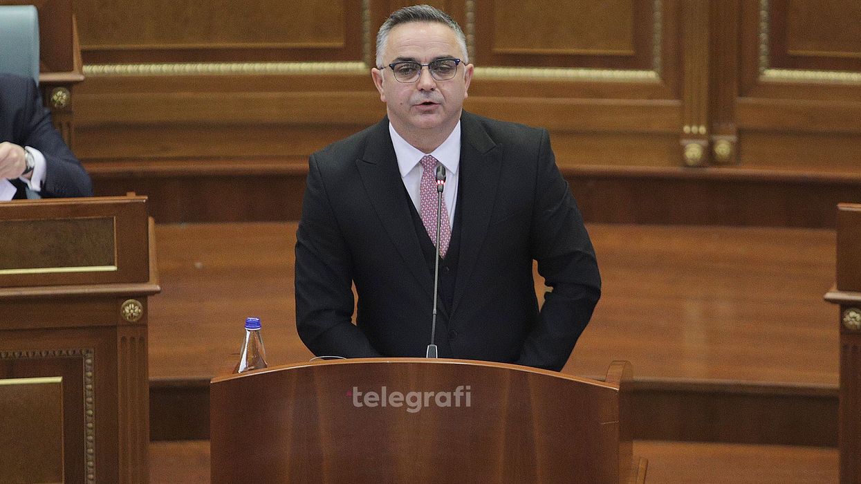 Tahiri: Qeveria po e shndërron krizën në “lojë numrash” Tahiri: Qeveria po e shndërron krizën në “lojë numrash”
