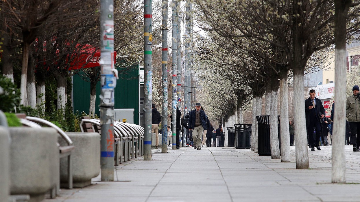 Mot i vranët, vende-vende riga shiu