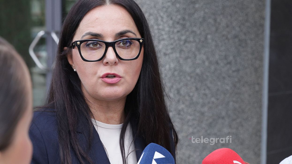 Lushaku-Sadriu për Kurtin: Po prodhon kriza për të qeverisur pa mbikëqyrje Lushaku-Sadriu për Kurtin: Po prodhon kriza për të qeverisur pa mbikëqyrje