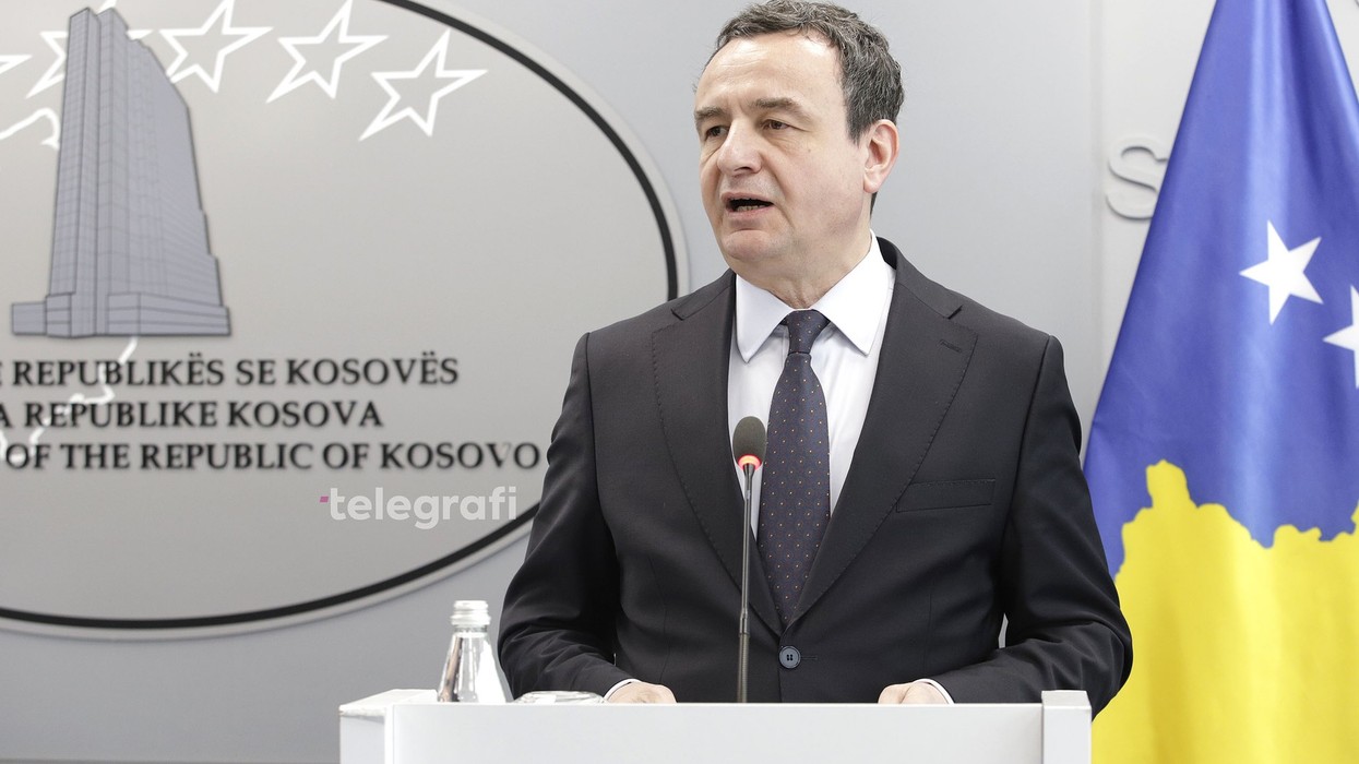 Kurti: Arrestimi i të dyshuarve për Masakrën e Reçakut hap një kapitull të vonuar të drejtësisë