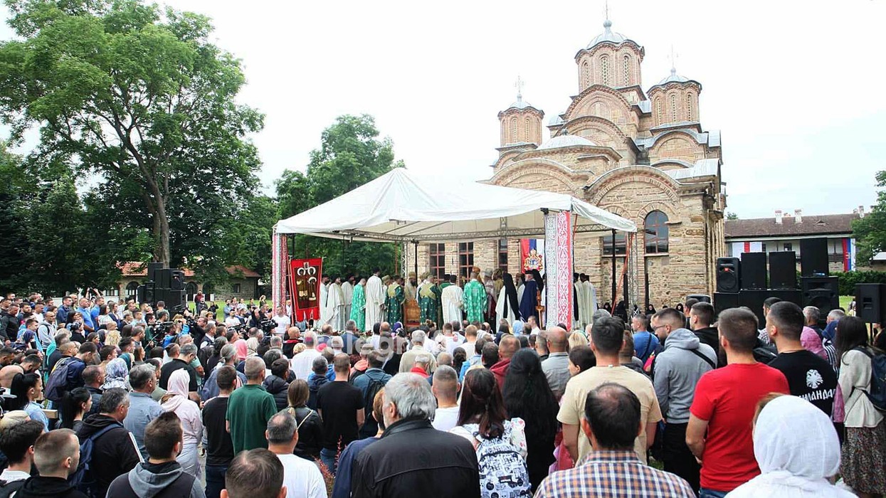 Gjykata dënon 36 persona për thirrje nacionaliste në “Vidovdan”, nga 700 euro gjobë dhe dëbim nga Kosova