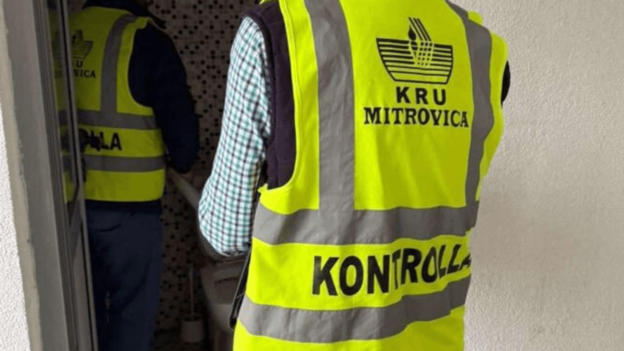 Intervenime në rrjetin e ujësjellësit dhe kanalizmit në disa zona të Mitrovicës
