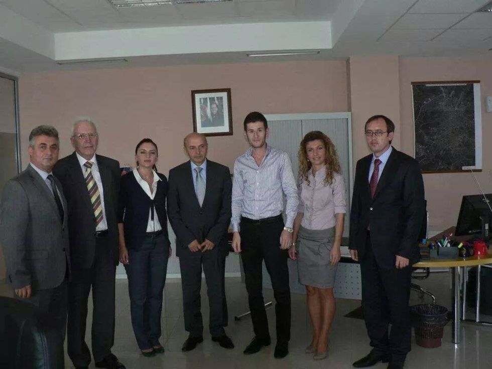 Foto e Arbër Pecit gjatë kohës kur punonte në GIZ