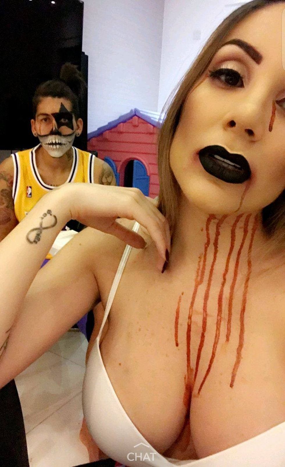 Foto e postuar nga Larissa në SnapChat.