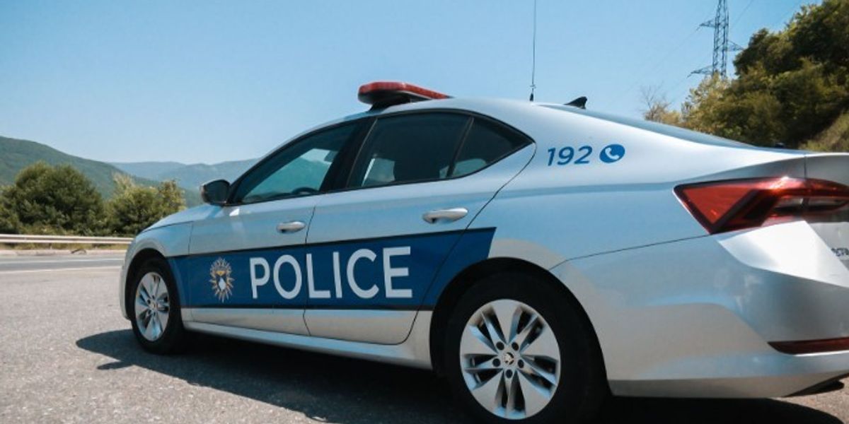 Dy shtetas të Shqipërisë ia kërkuan 40 mijë euro, Policia heton rastin e detyrimit në Prishtinë Dy shtetas të Shqipërisë ia kërkuan 40 mijë euro, Policia heton rastin e detyrimit në Prishtinë