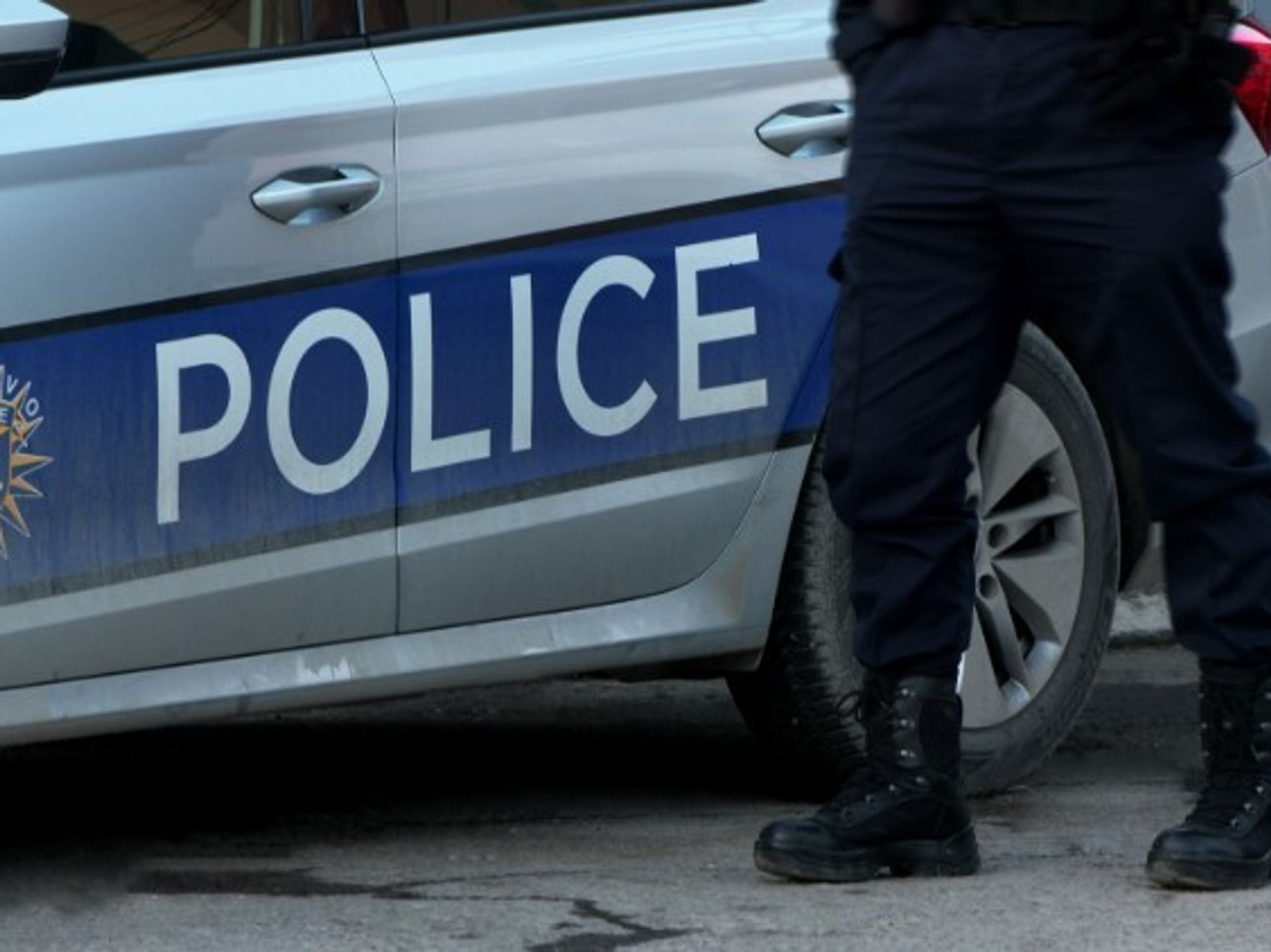 Arrestohen tre të mitur në Prishtinë, u kapën në flagrancë duke vjedhur Arrestohen tre të mitur në Prishtinë, u kapën në flagrancë duke vjedhur
