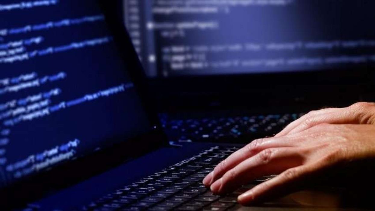 “Paguani gjobat tani” - Policia e Shtetit thirrje qytetarëve: SMS nuk janë dërguar nga institucionet shtetërore, mos klikoni linqe të dyshimta “Paguani gjobat tani” - Policia e Shtetit thirrje qytetarëve: SMS nuk janë dërguar nga institucionet shtetërore, mos klikoni linqe të dyshimta