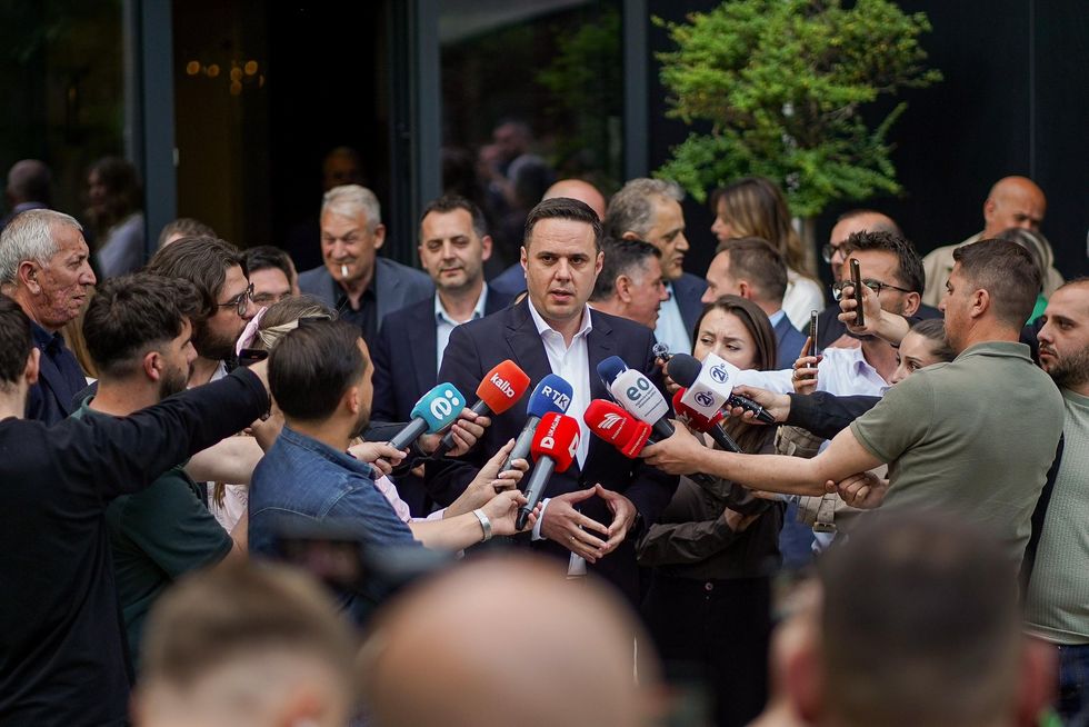 U pyet për Agim Veliun, Abdixhiku: Të gjithë do t’i bëjmë bashkë