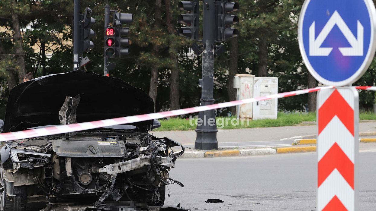Aksident mes tri veturash në Malishevë, lëndohen katër persona Aksident mes tri veturash në Malishevë, lëndohen katër persona