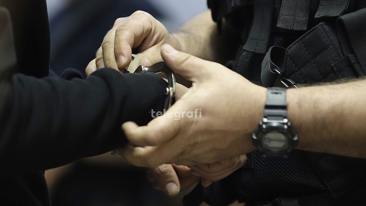 Arrestohet një person në Deçan, i dyshuar për dhunim