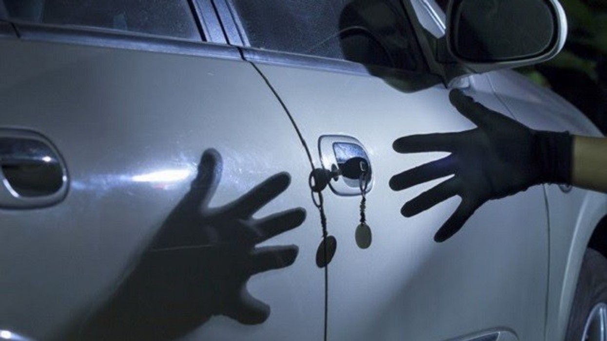 Arrestohen pronarët e një auto-servisi në Mitrovicë, dyshohet se u përfshin në vjedhjen e një veture në Gjermani