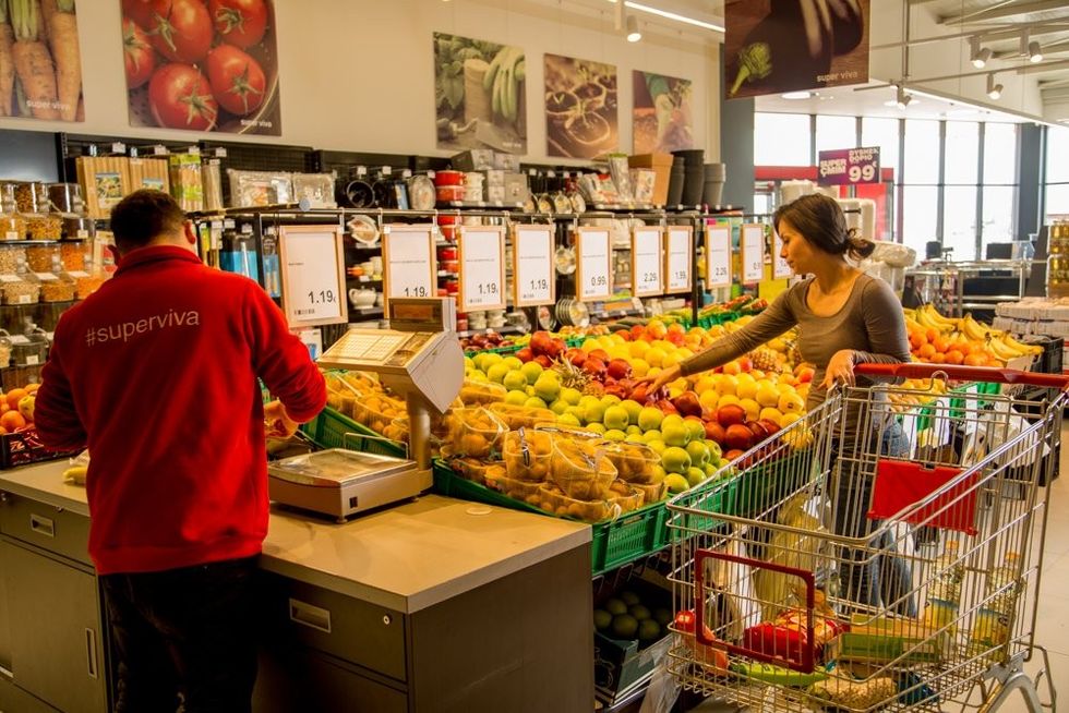 foto ne brendesi te artikullit