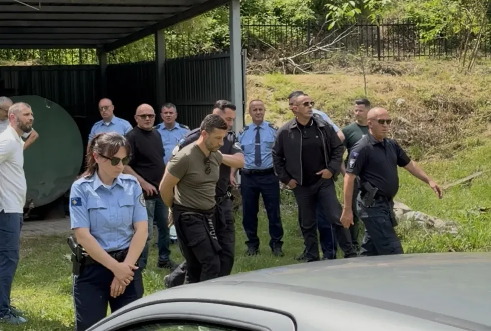 Gjashtë serbë ndalohen afër Manastirit në Prizren, policia jep detaje