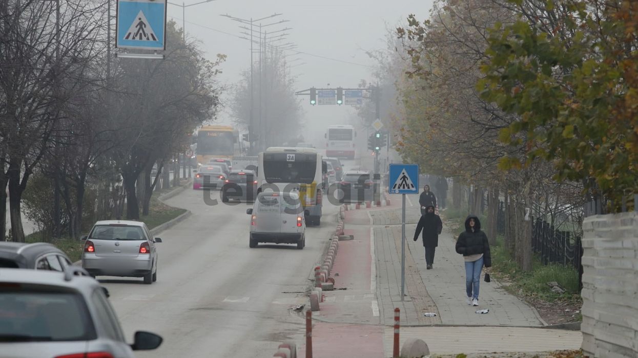 Kosova përballet me temperatura në minus dhe mjegull, apelohet për kujdes në rrugë