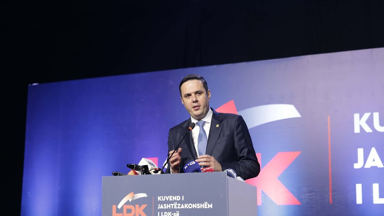 Abdixhiku i çon “selam” Ramës: Nëse është përfshirë në këtë drejtim, ka gabuar rëndë Abdixhiku i çon “selam” Ramës: Nëse është përfshirë në këtë drejtim, ka gabuar rëndë