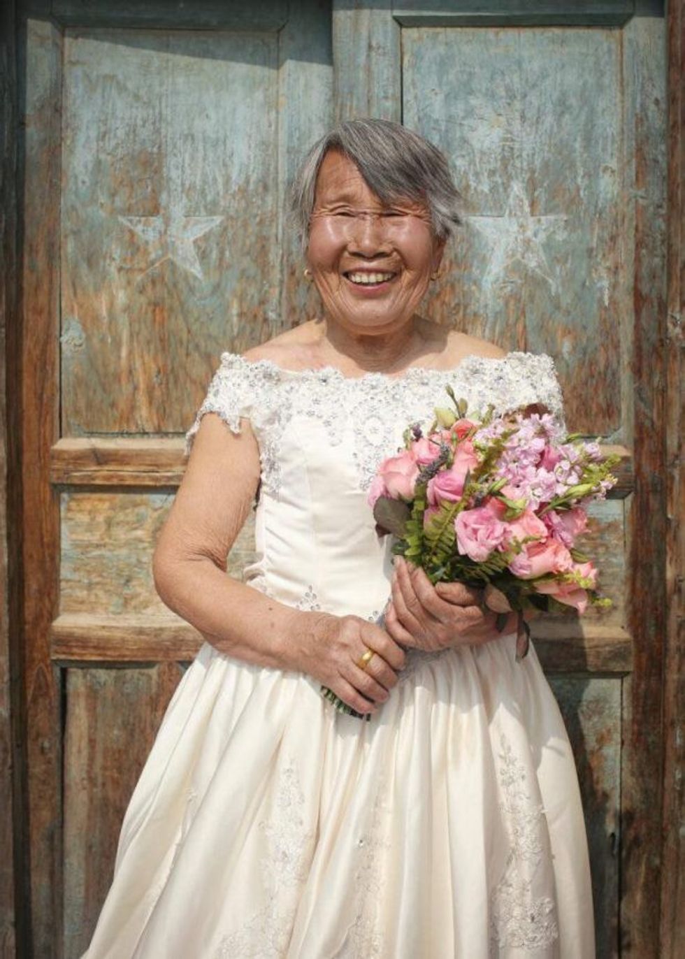 Fotografitë e martesës i realizuan 40 vite pasi u kurorëzuan foto 4